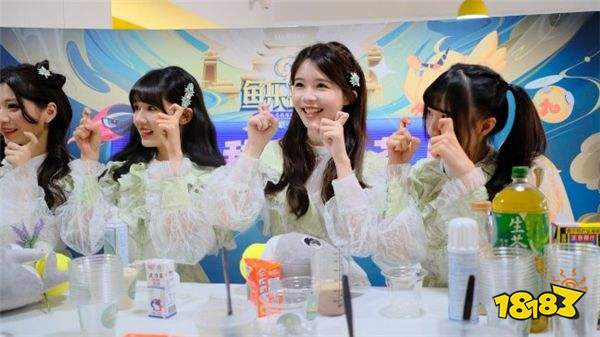 AKB48TeamSH扫楼、主播超燃红毯秀，斗鱼鱼乐盛典火热开启