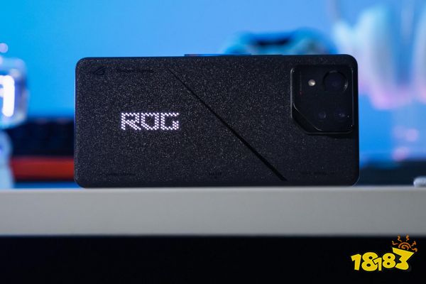 岂止为游戏手机!硬核全能怪兽——ROG游戏手机8 Pro评测