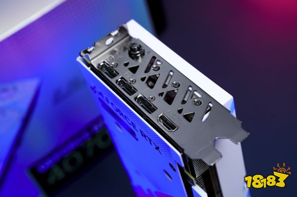 七彩虹iGame RTX 4070 SUPER Ultra W OC显卡实测 游戏与AI性能表现亮眼