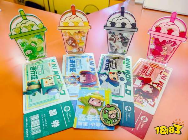 未来星域·迷你世界光影嘉年华炫丽开展！开启宇宙大冒险！