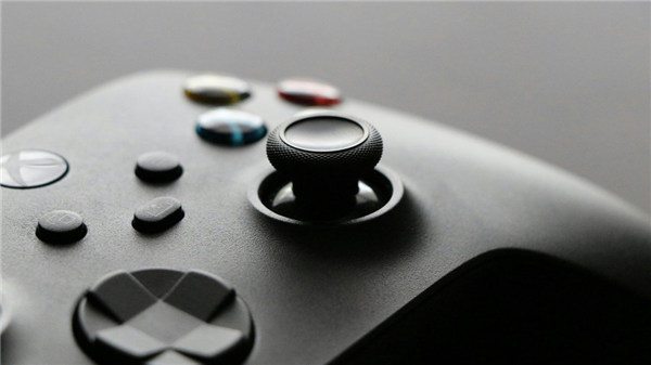 Billbil-kun最新情报:Xbox全新特别版手柄泄露8月发售