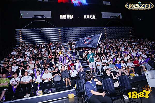 破界新生！WDG五局鏖战登顶HEL夏决，玩家热梗“三年级打英魂”引爆十年情怀