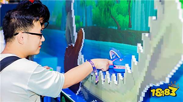 潜水员戴夫现身ChinaJoy,制作人黄载皓入驻微博